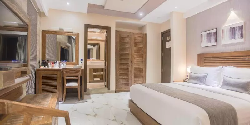 room_8148899d-7d2c-4415-8f4a-4947a957b10e