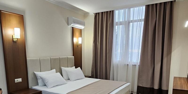 room_21931f9e-2b7b-4e4f-bd30-3e1a528d2047