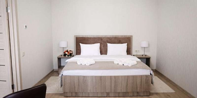 room_fcf33fa4-aef6-490c-aee5-9ef4d47f80a0.jpg