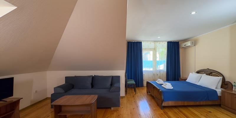 room_3c856b09-df18-44e1-843e-49dfebe6b6c6