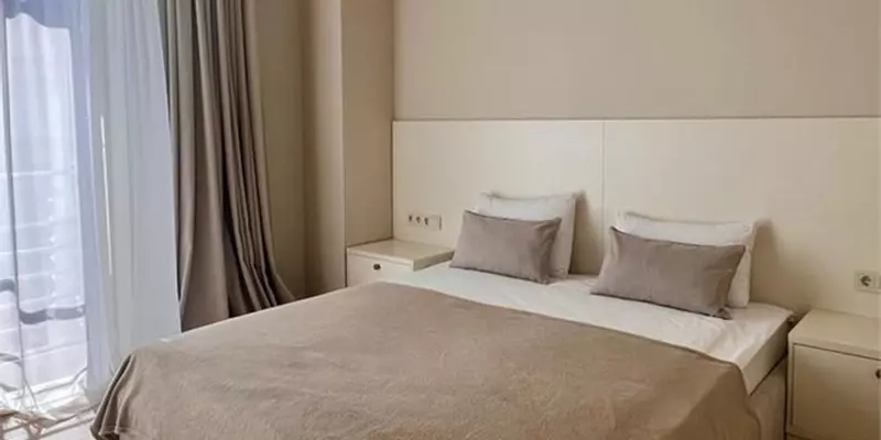 room_55d4da26-bb77-4afd-8fd4-19e1c05c43d5.jpg