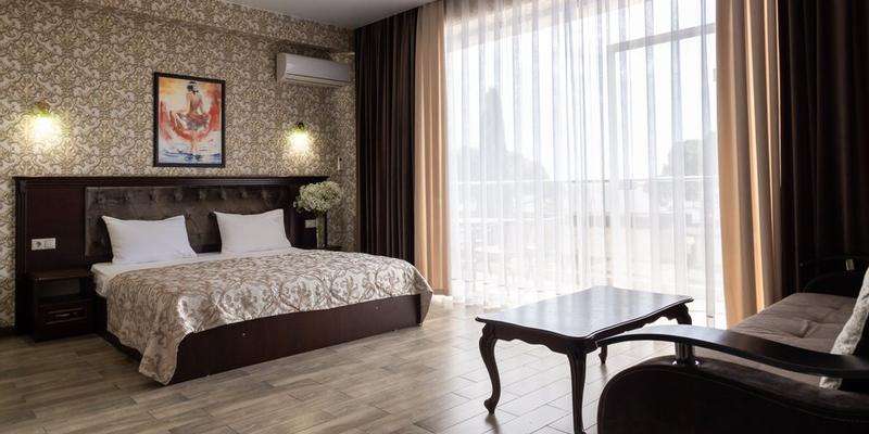 room_ea5d9e86-4bf8-48f5-a65c-235ff3cb92d9.jpg