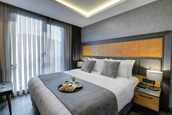 room_b42815db-b387-4425-84e7-f3449c9bb127.jpg
