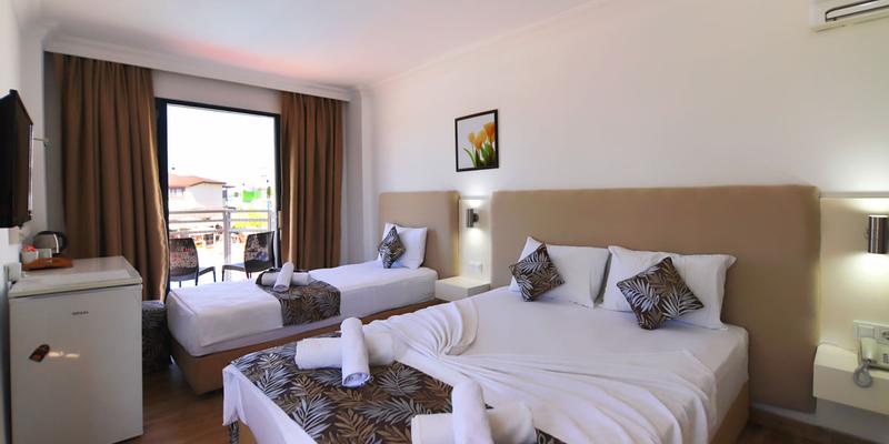 room_6833cff8-e565-47ea-ae92-e635646c624a