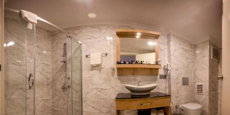 room_def1ed2c-82bf-447d-8f9a-34bd23a04cc0.jpg