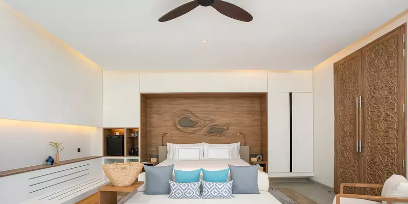 room_205e7ad5-3c00-48ed-8d9a-30a21702b580
