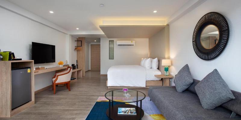 room_b7c815ec-8b35-47db-8e96-1ed4ca3b0776.jpg
