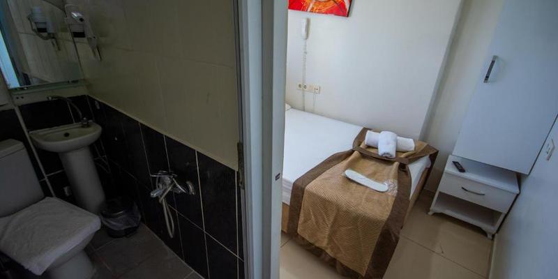 room_c40c5cd4-0235-400a-81ef-d36af32eb67d.jpg