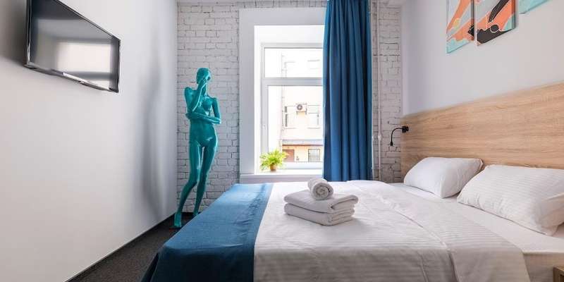 room_7e2764cd-56bc-44a7-9226-f15c69116ebf