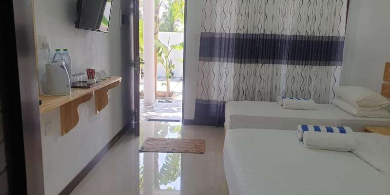 room_471e8c05-e6e2-40db-98fb-59bd51bfe88b