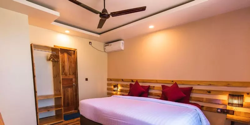 room_7575c979-6e31-4634-bab7-0cfc89b8a17e