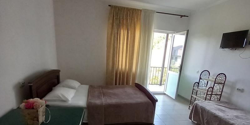 room_773721d9-dde3-4b2e-9bfa-c7b60977ec13