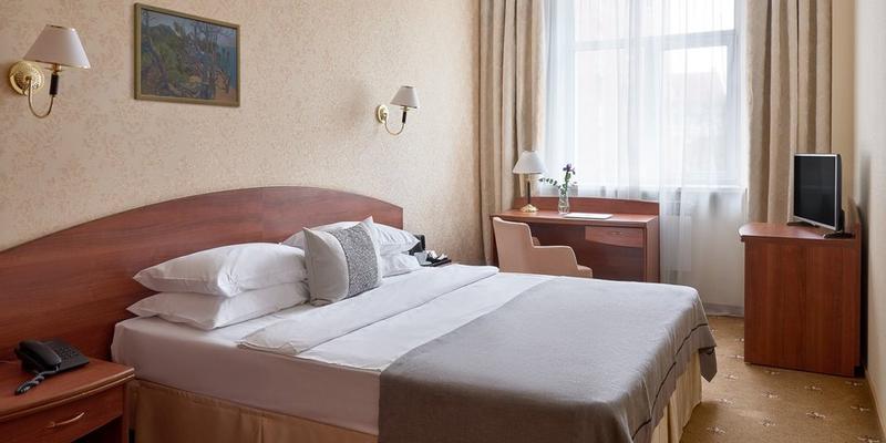 room_0a3a66bd-ee22-4df8-9e02-57e0ea8dac94.jpg