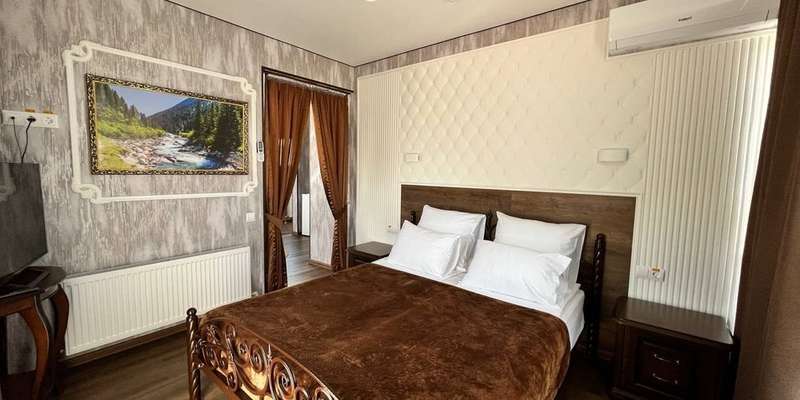 room_44aabd9a-acc9-498f-bb12-104ff0ecdb8c.jpg