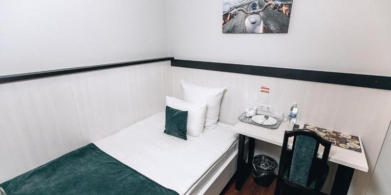 room_28d8a8fd-c6a6-4bef-a485-83d4b82f33a1.jpg
