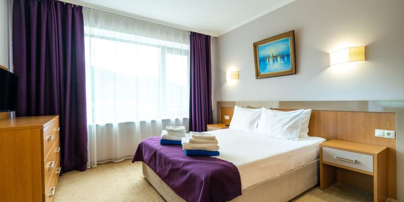 room_ca5c33d8-d85e-46b8-a291-0468e2bee161