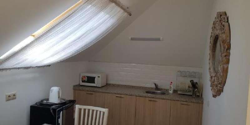 room_e1abc6fc-7d63-4472-8824-d16847665595.jpg