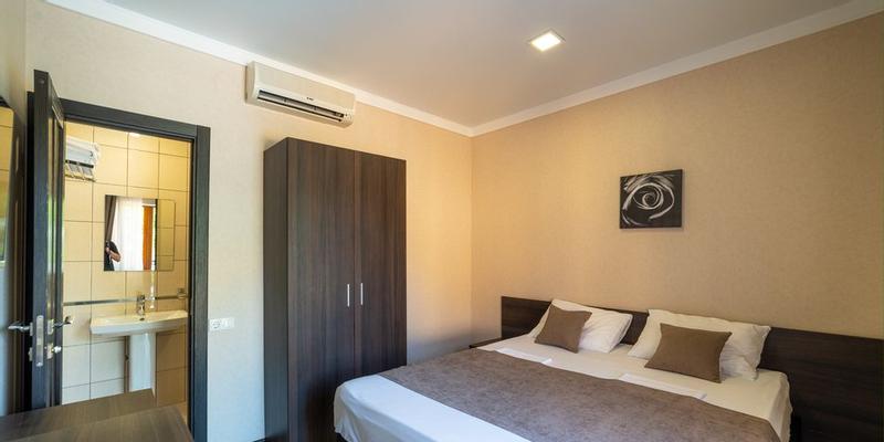 room_dbabfc03-a79c-417e-9c69-c6e07a0551c4.jpg