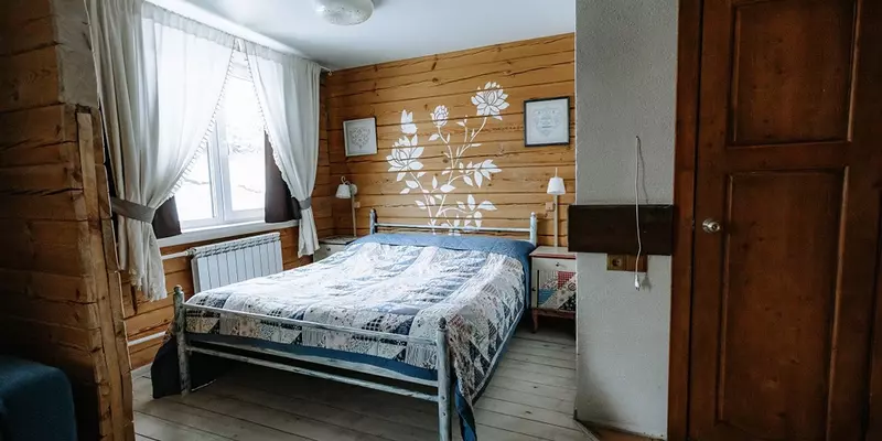 room_b7d9f5fa-81fb-4c9b-9eb7-989f0a33e77d.jpg