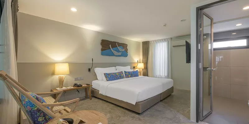 room_5acc3ec0-c8a1-43a0-ab2e-fbac659ceeb4