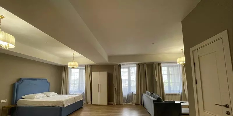 room_e98a9c67-b265-4d9e-8d7b-3f5c471c87d0.jpg