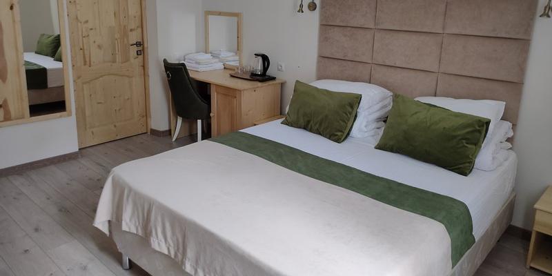room_a0bccccf-ffbd-4748-8c01-eadd11d965fc.jpg