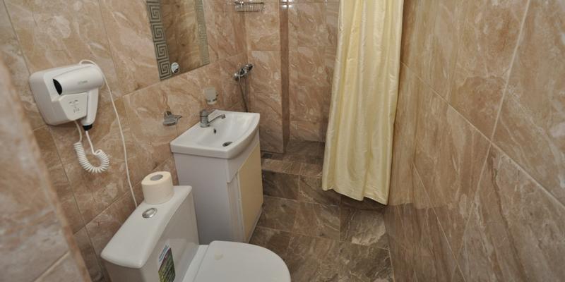 room_89cf31d6-ebf4-4e63-8a07-e136c5940d95.jpg