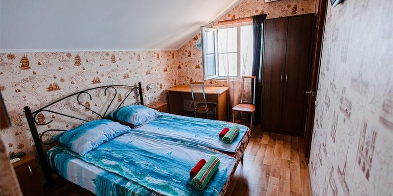 room_3afd6af3-4fc5-4766-a68a-6a252043e8fc.jpg