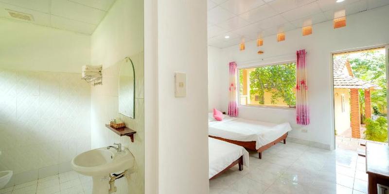 room_de192183-eacb-4d0b-abe1-92001e0bc86e.jpg