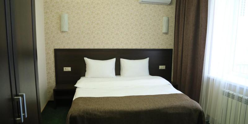 room_8e7cda05-4612-4527-bc7a-e51d7a350b48.jpg