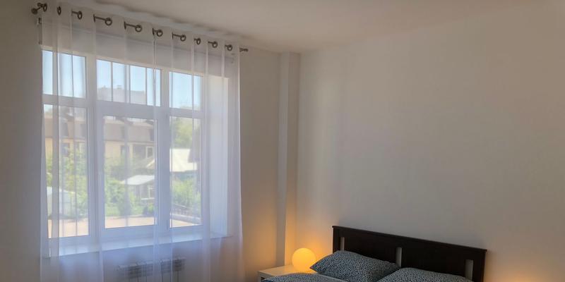 room_2e7df84b-a484-43d2-a28e-c38dfb2d438a