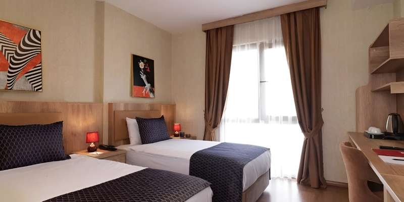 room_1d95eb3b-4bcd-4d21-83bb-9f45b341ee6a