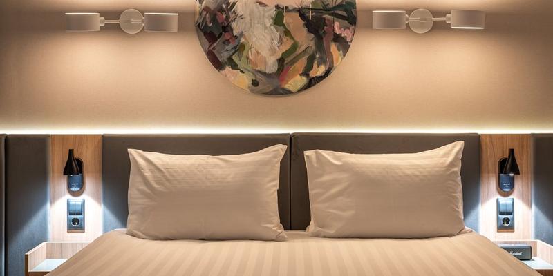 room_02e2002f-ba52-449d-8a3d-982c9b1c1909.jpg