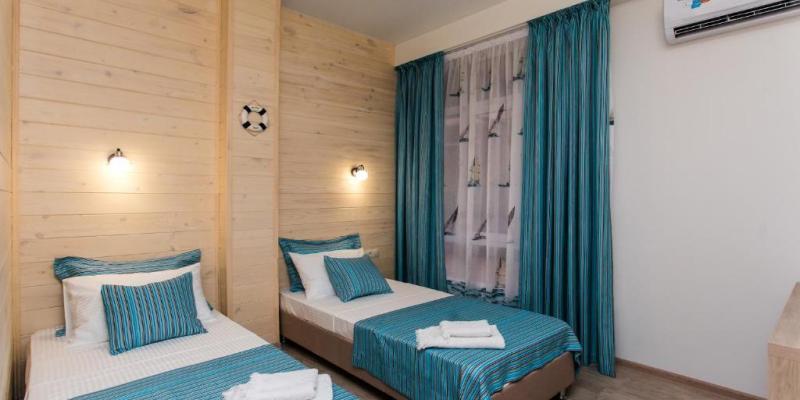 room_c8b436f2-1ee2-40bc-ba1c-b4c509ececf9.jpg