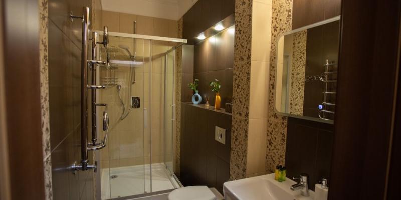 room_d5bd2f96-38fa-4487-b7e2-8d969a5b0ebc.jpg