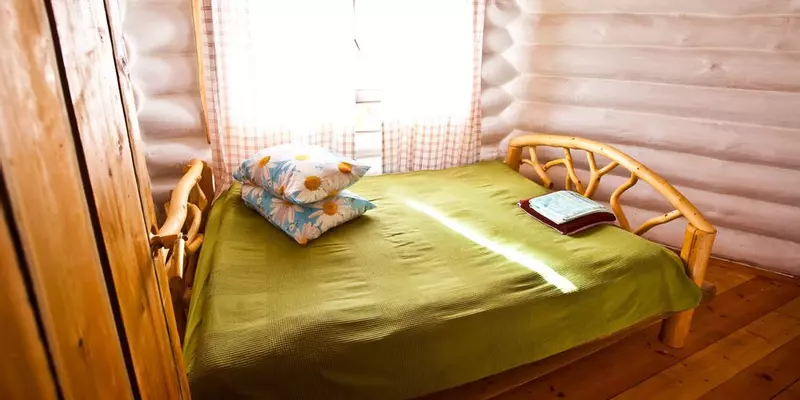 room_a255695a-714a-40a1-97a2-42e030164b7e.jpg