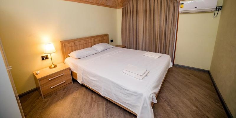 room_6ec7bf8f-bf00-4df1-b66d-e2c50bda6e40.jpg