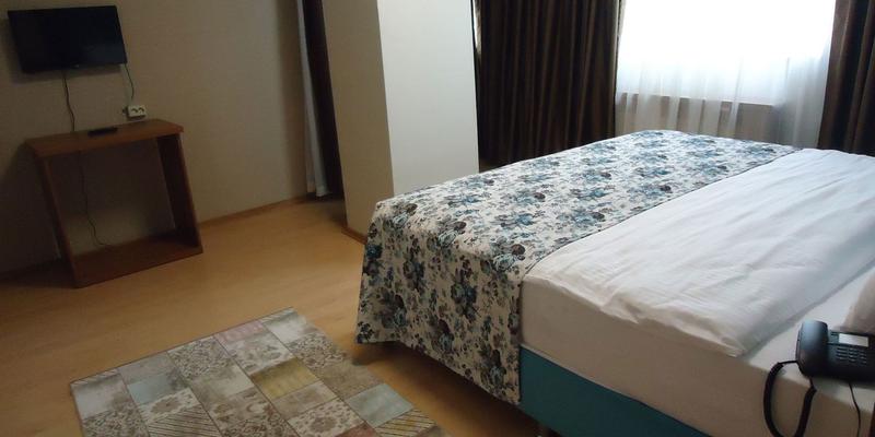 room_26408ff4-10c8-4a43-bfae-32f4456fa08d.jpg