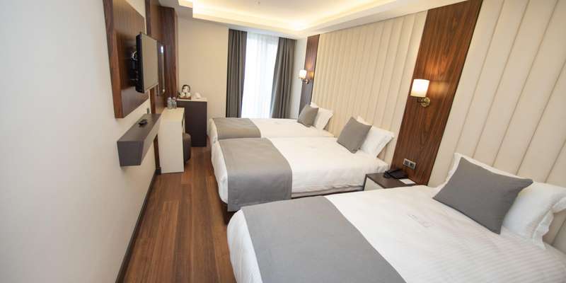 room_6169fc48-2f0b-411d-a939-a2a55fa10d32