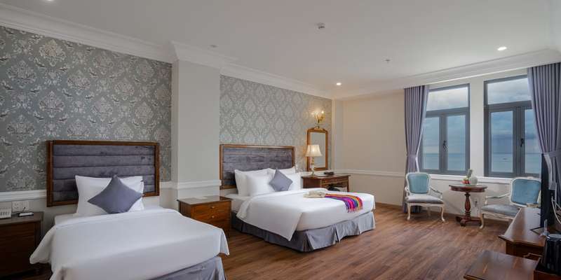 room_02c1d379-d097-45ed-9eb1-f9e2f01608bf