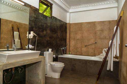 room_b479375e-4def-45cf-91ab-b362af923cca.jpg