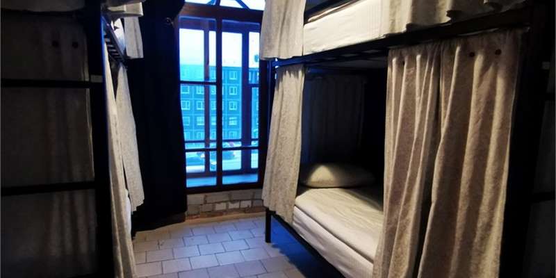 room_2c13df46-ca9f-4ebf-a880-596bd7842df5.jpg