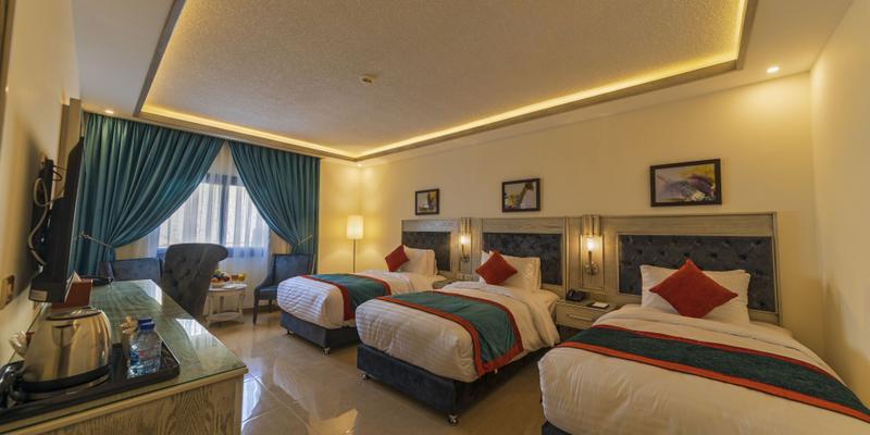 room_c9fa919e-6ff1-4d5f-bd46-b576fab61c2e.jpg