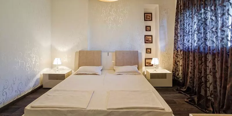 room_d791907e-2579-40a6-8600-94bcf2d4cd31.jpg