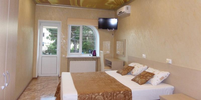 room_ce18c54d-7766-41f5-8f48-e06fb403f7f7.jpg