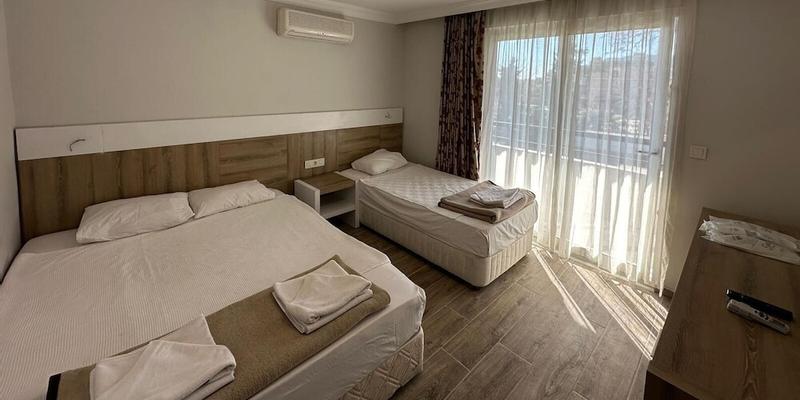 room_b8b202f4-1dd4-4de6-bd08-5bfaafb7ff9a.jpg