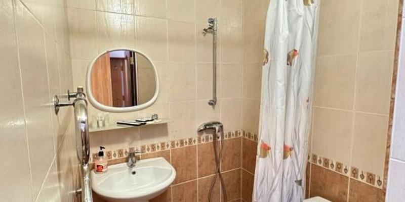 room_cbc337c0-e76b-4df9-9379-32597a5bf1b6.jpg