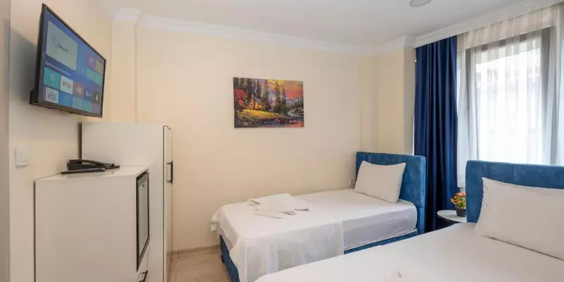 room_3175b79f-971e-41e9-8882-482f9b7ec2ad