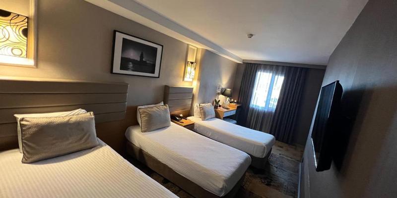 room_9bdee6ad-06fa-497a-aace-68a754e91f0c.jpg