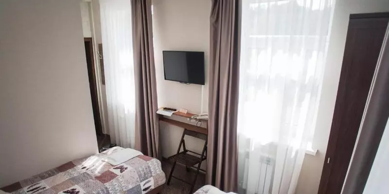 room_71703293-dbb5-4f46-9896-9e775f3f1118.jpg